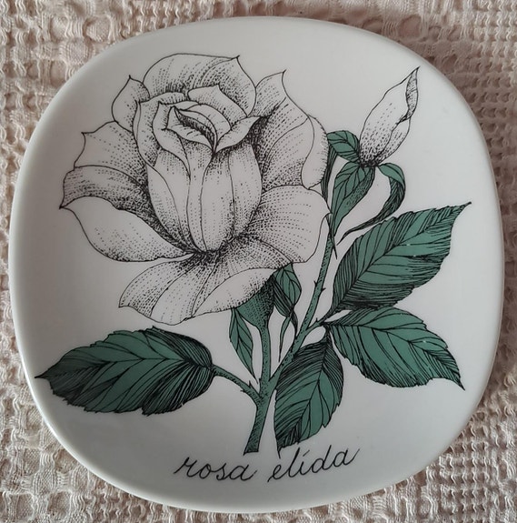 Arabia Rosa Elida lautanen ruusukuvio valkoinen vihreä
