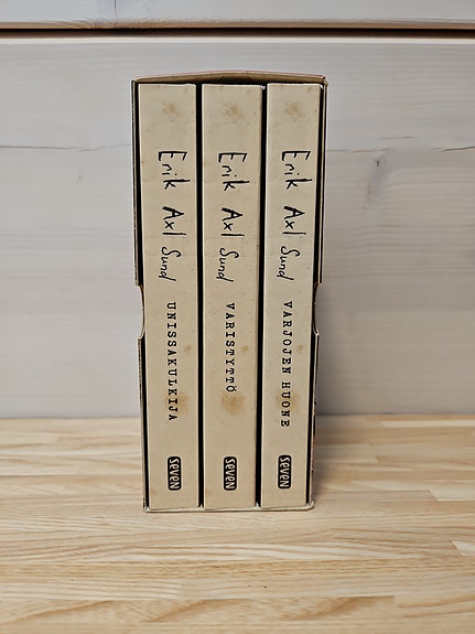Varistyttö -trilogia, Erik Axl Sund