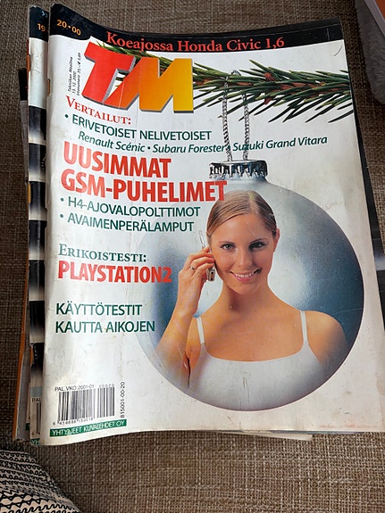 Tekniikan Maailma vuoden 2000 lehdet