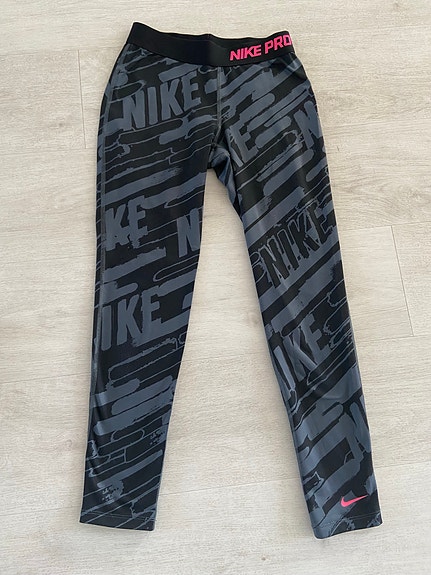 Nike Pro trikoot M
