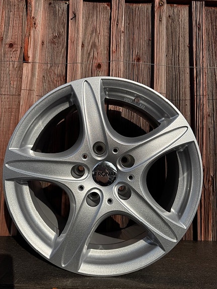 Ronal R55 vanteet 17" 7.5x17 5x127 kristallisilver