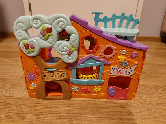 Littlest Pet Shop talo