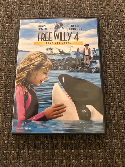 DVD: Free Willy 4 Pako Afrikasta