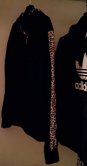 Adidas musta huppari/Black college hoodie Adidas & Animal print hoodie S UUDENV.