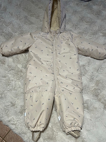 H&m beige kukkakuosinen toppahaalari 86