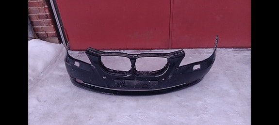 Bmw e60/e61 käytetty etupuskuri