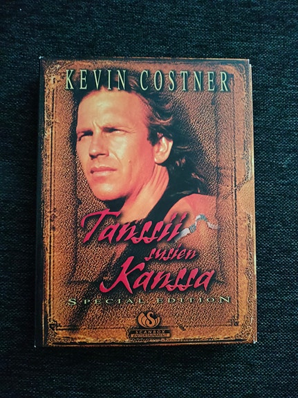 Tanssii susien kanssa (Special Edition 3Disc)