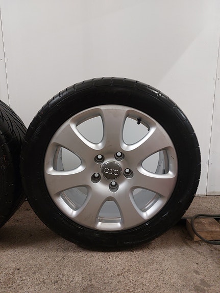 Audin Q7 vanteet renkailla