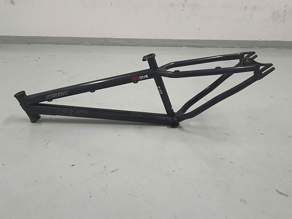 BMX-runko 24” – Insera SS24 / BMX bike frame