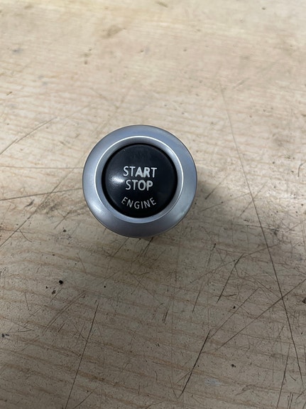 BMW E9x start/stop -painike