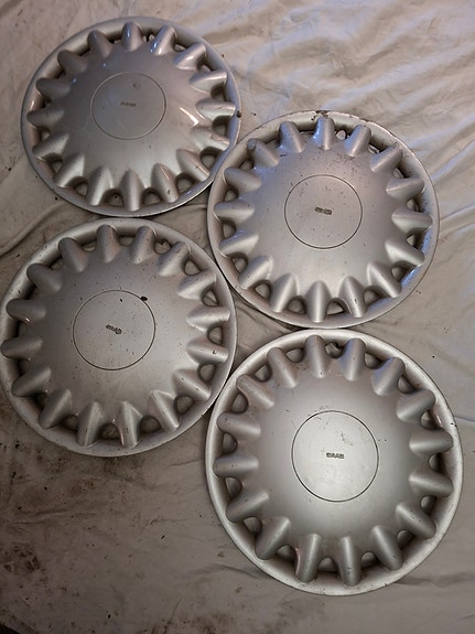 Koristekapselit Saab 15"