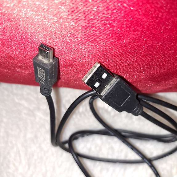 Led Lenser ja Suprabeam laturit