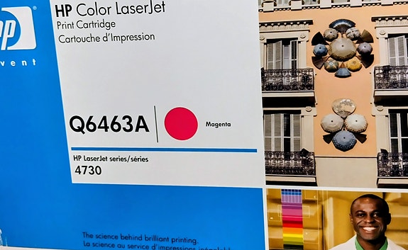 HP Color LaserJet Q6463A magenta värikasetti