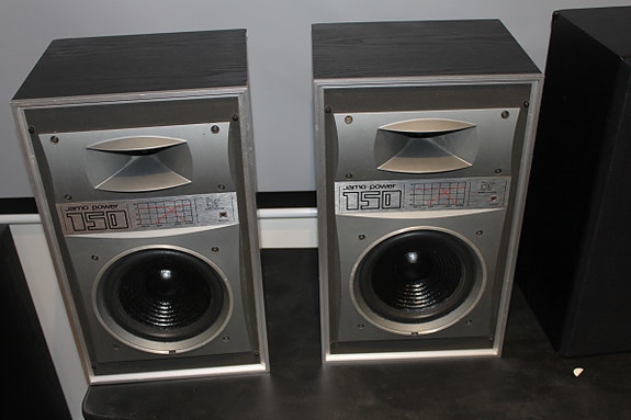 Jamo Power 150 kaiuttimet