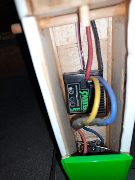 Product image 3 of 6