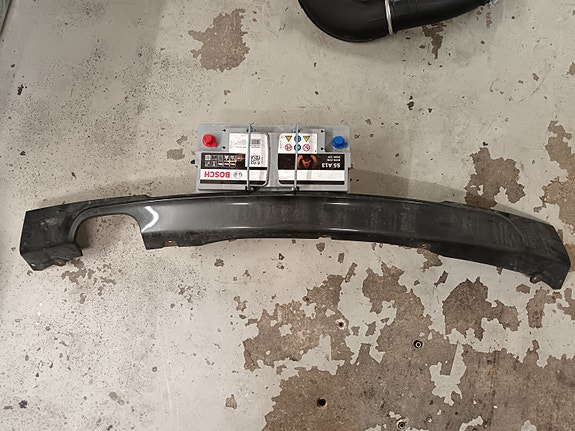 Bmw F30/F31 M-sport takapuskurin diffuuseri!