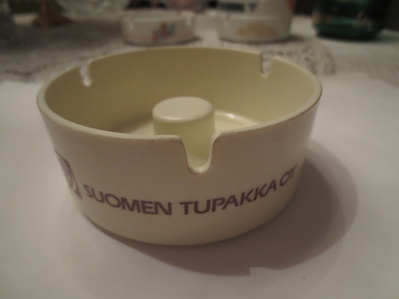 Tuhkakuppi Suomen Tupakka Oy
