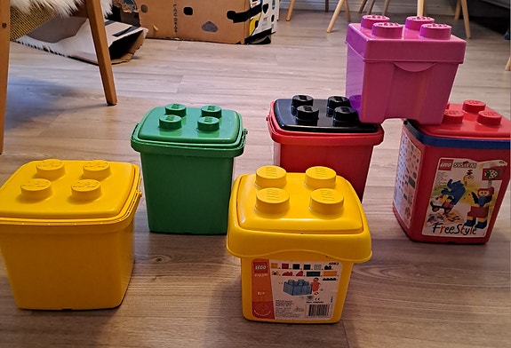 Lego säilytyslaatikot