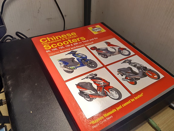 Haynes korjausopas kiinalaiset ja taiwanilaiset skootterit