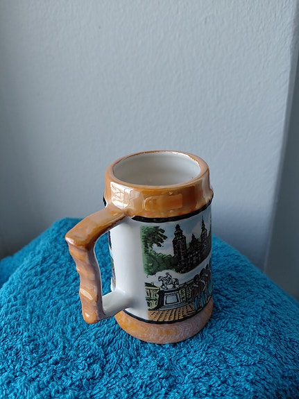 Product image 1 of 8