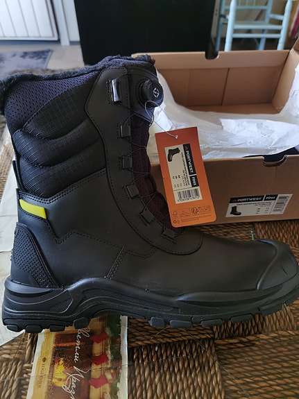 Uusi PORTWEST työ kengät koko 44
