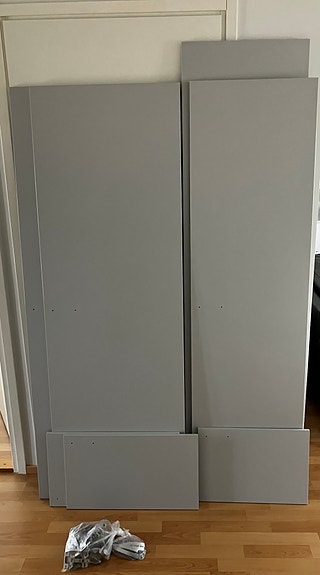 Komerokaappien ovia, Novart Oy, väri harmaa