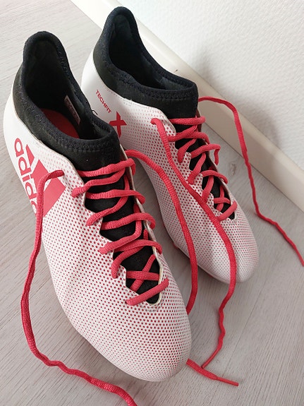 Adidas X Techfit jalkapallokengät koko 44 2/3