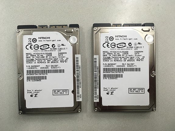 HITACHI 2,5" 160GB SATA HD / kovalevy, 2 kpl
