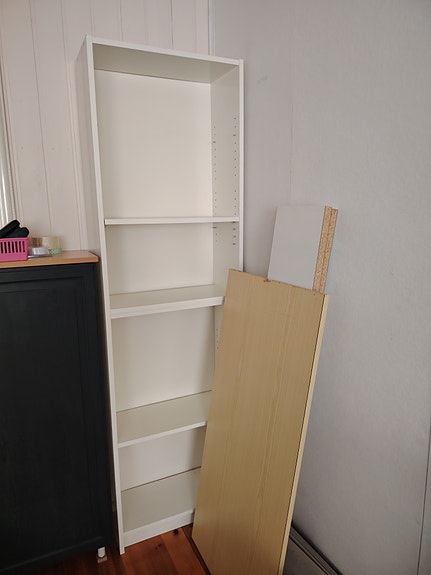 Myynti valkoinen hyllykkö