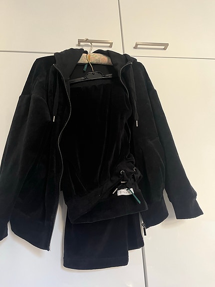 Velour housut ja huppari koko S ja M