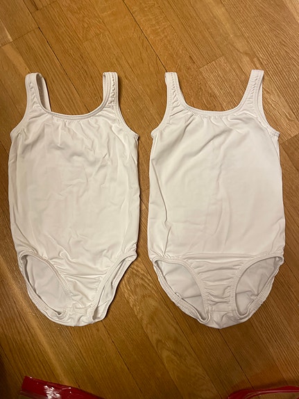 Lasten hihaton balettipuku, 2 kpl, koot 120-130 & 130-140, piruetti