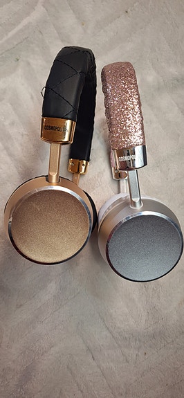 Cosmopolitan Bluetooth-kuulokkeet, 2 paria
