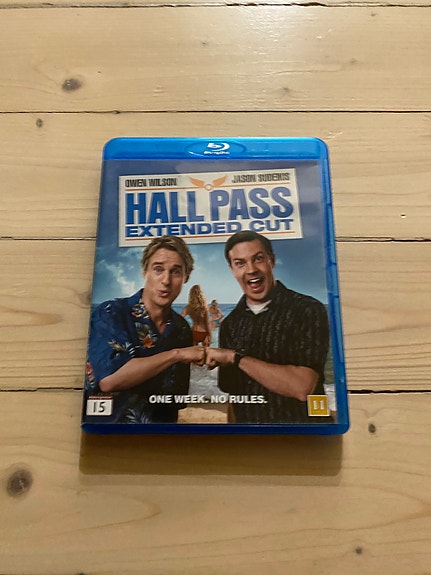 Hall pass blu ray