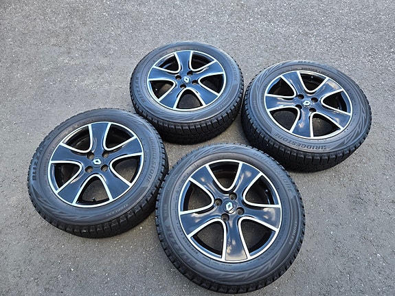 Renault aluvanteet kitkarenkailla