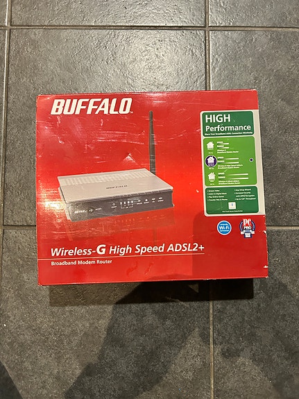 Buffalo ADSL-modeemi reititin