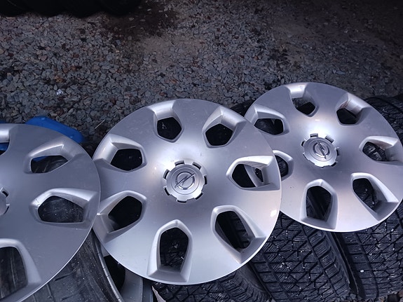 Opel alkuperäiset pölykapselit 16"