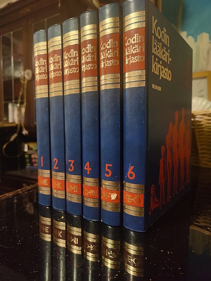 Kodin lääkäri kirjasarja 1-6