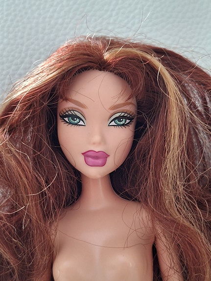 Myydään Barbie My Scene Year of Style Chelsea nukke