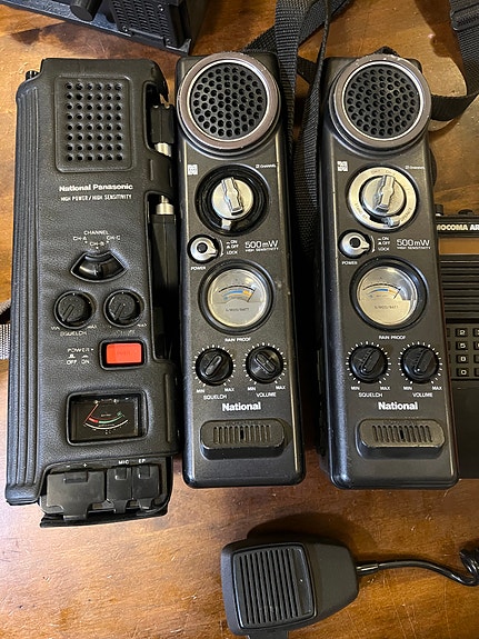 Panasonic National kannettava radiopuhelinsetti musta