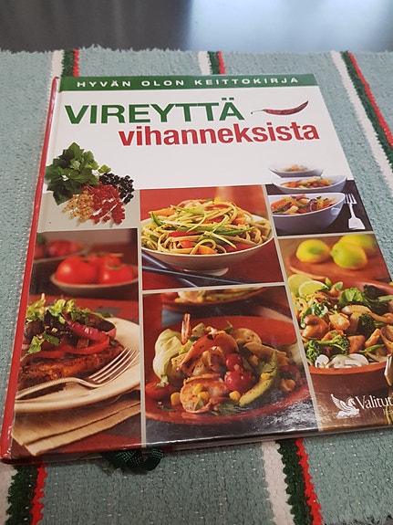 Vireyttä vihanneksista. Hyvän olon keittokirja.
