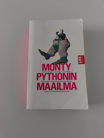 Monty Pythonin maailma pokkari