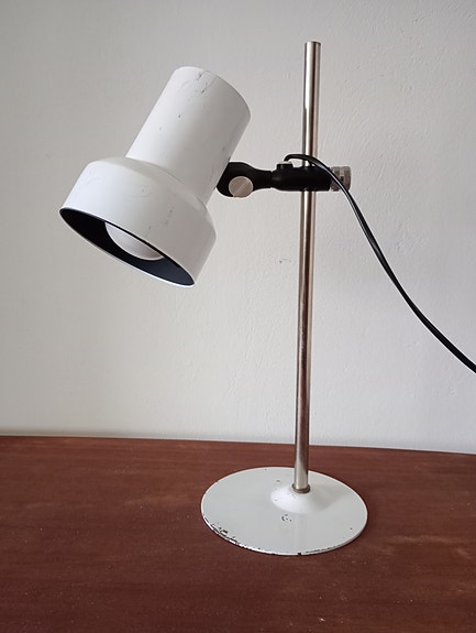 Lival pöytävalaisin