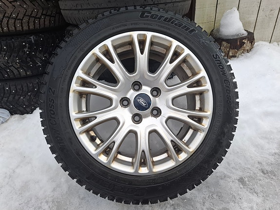 Cordiant Snow Cross 2 205/55 R 16 nastarenkaat ja vanteet
