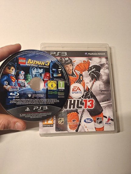 Ps3 Lego Batman 3 peli