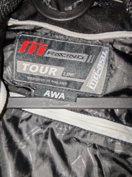 Product image 2 of 9