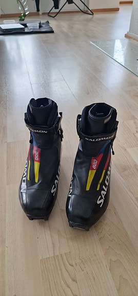 Salomon hiihtomonot SNS Pilot koko 38