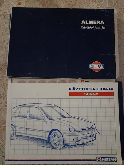 Nissan sunny ja almera käyttöohjekirjat