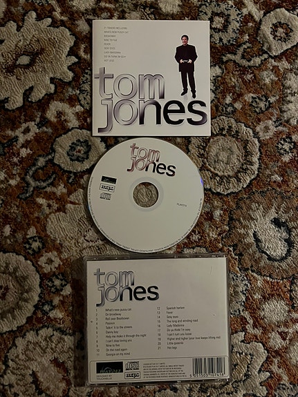 Tom Jones: 21 tracks