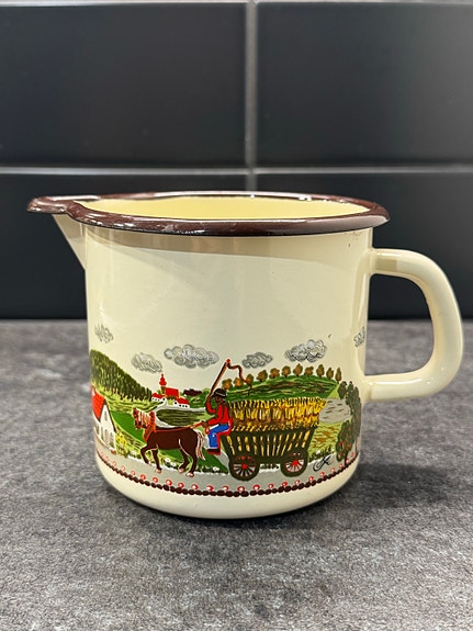 BSW Pyrodur - pieni emalikannu Saksasta n. 1960-70 -luvulta