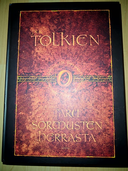 Taru sormusten herrasta kirja